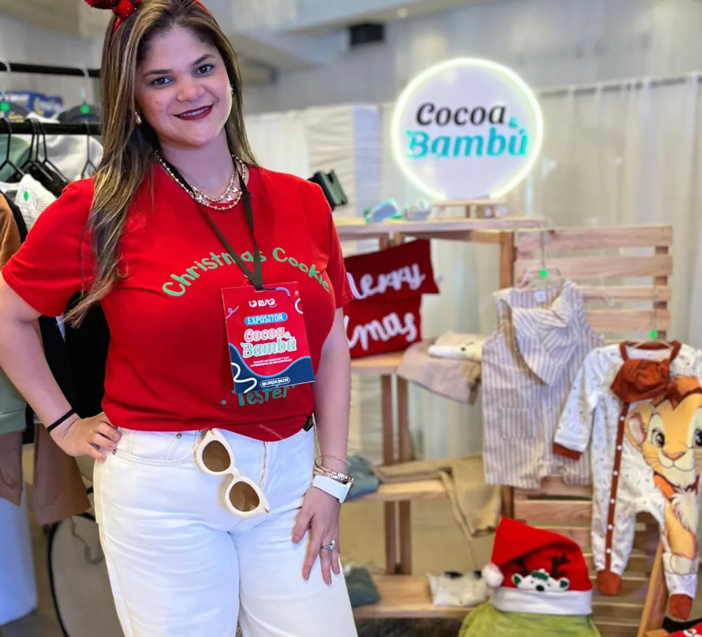 Yeni en el stand de Cocoa & Bambú