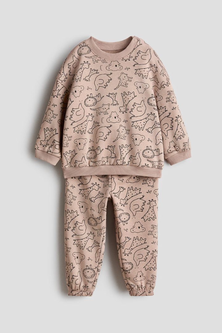 Set de 2 piezas: Suéter estampado y mono jogger. — Cocoa & Bambú